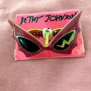 Betsey Johnson Vampire CatEye Sunglasses Lightning Bolt Double Finger Ring